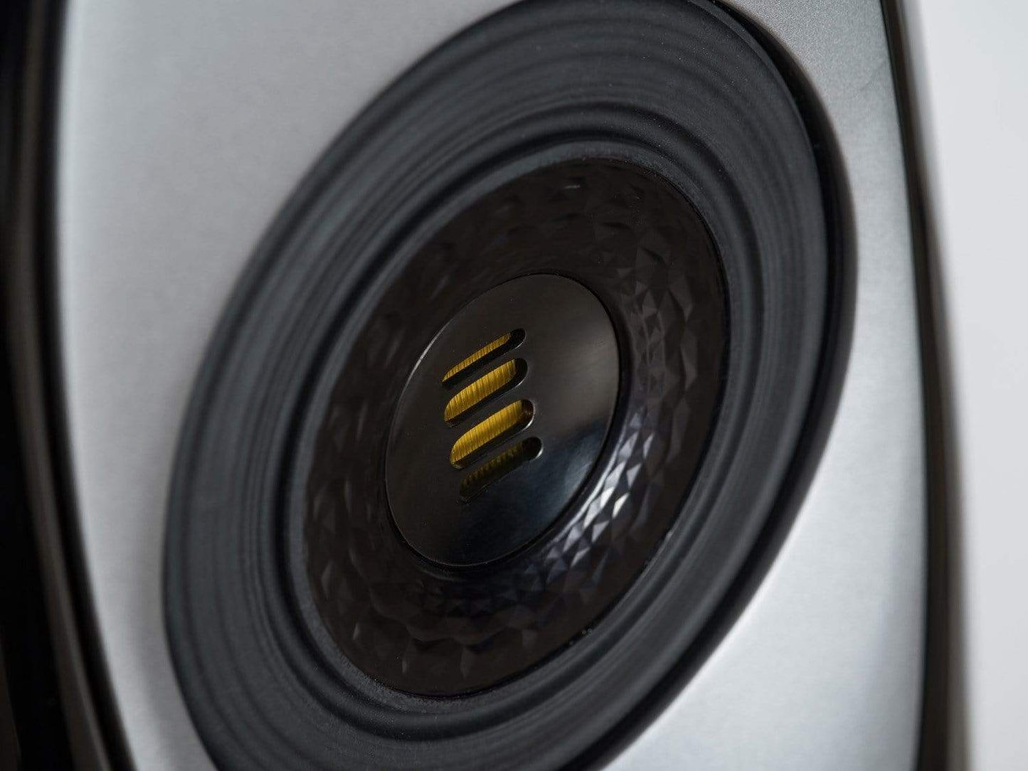 Elac Concentro M.2