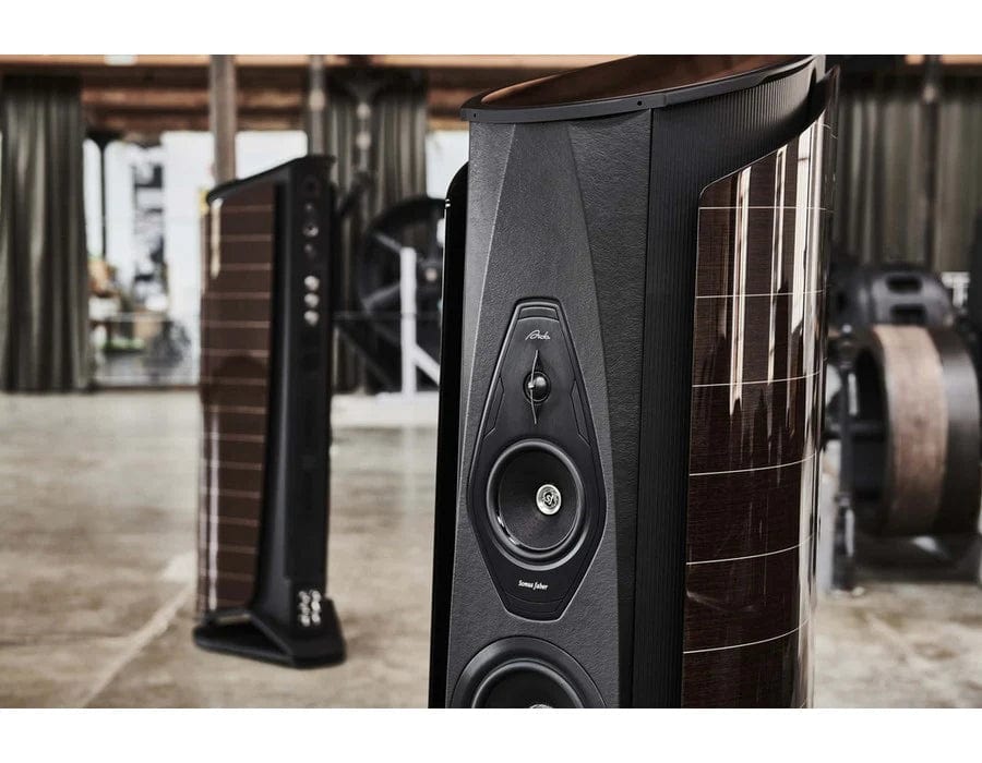 Floorstanding Speakers Sonus faber Aida