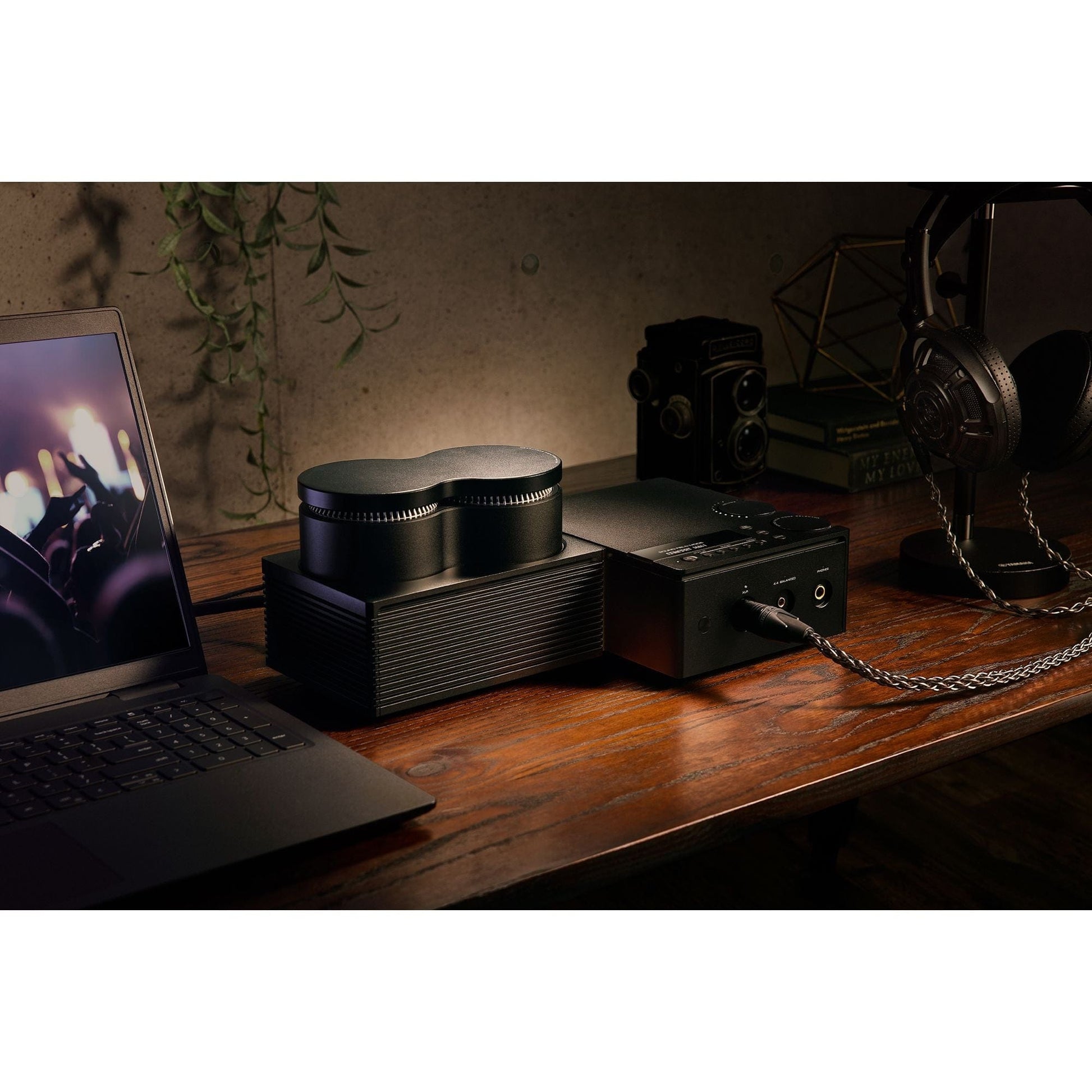 Headphone Amplifier Yamaha HA-L7A