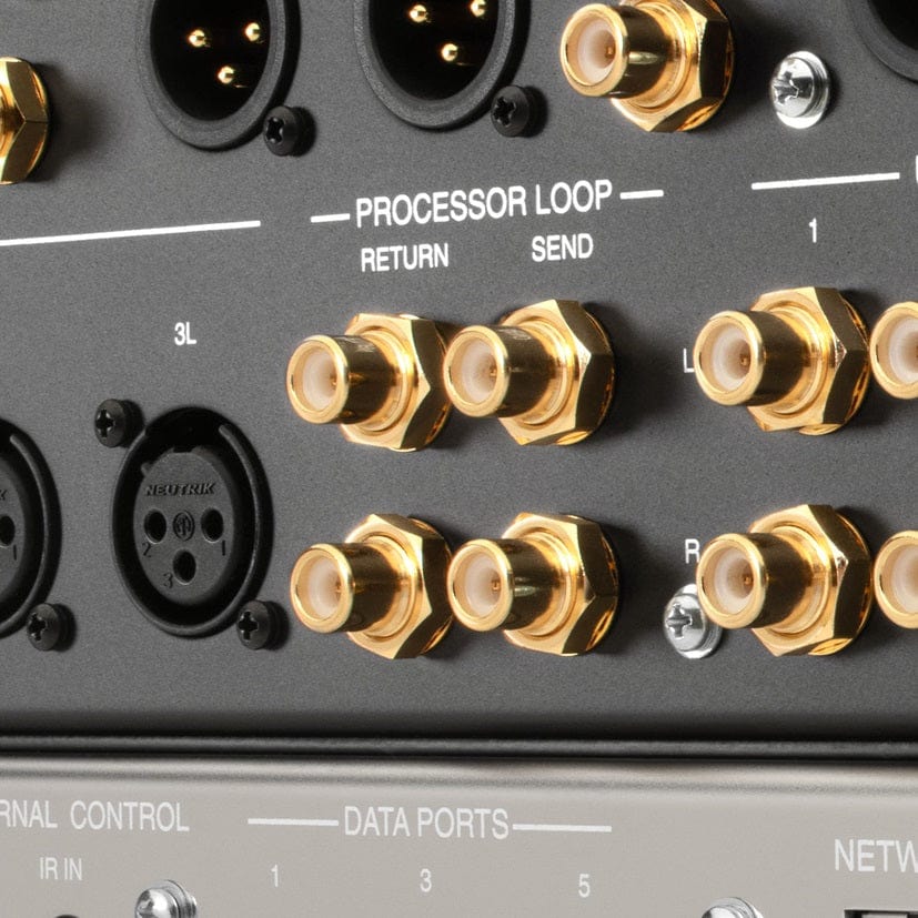 Stereo Amplifier McIntosh C55 Solid State Preamplifier