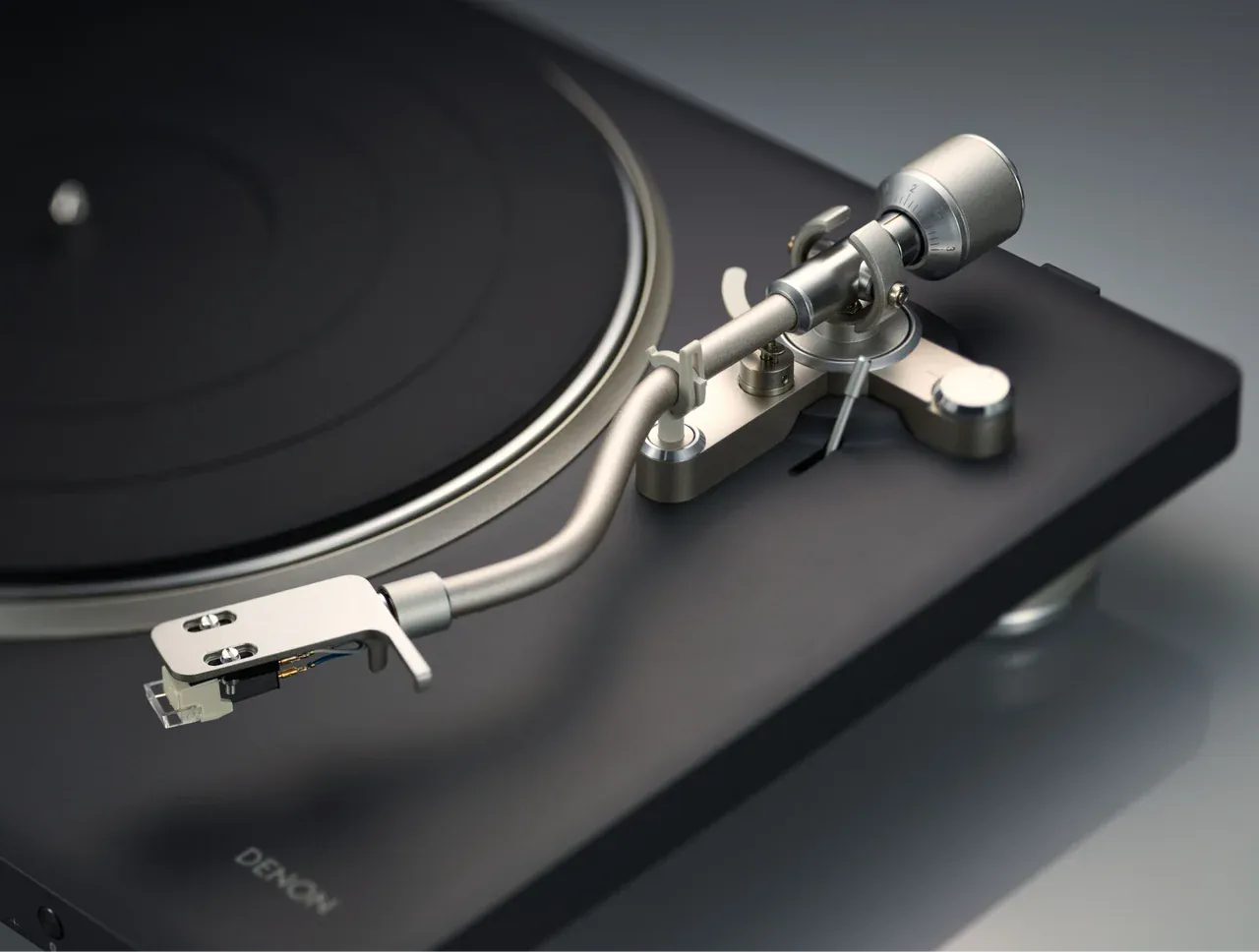 Turntable Denon DP-500BT