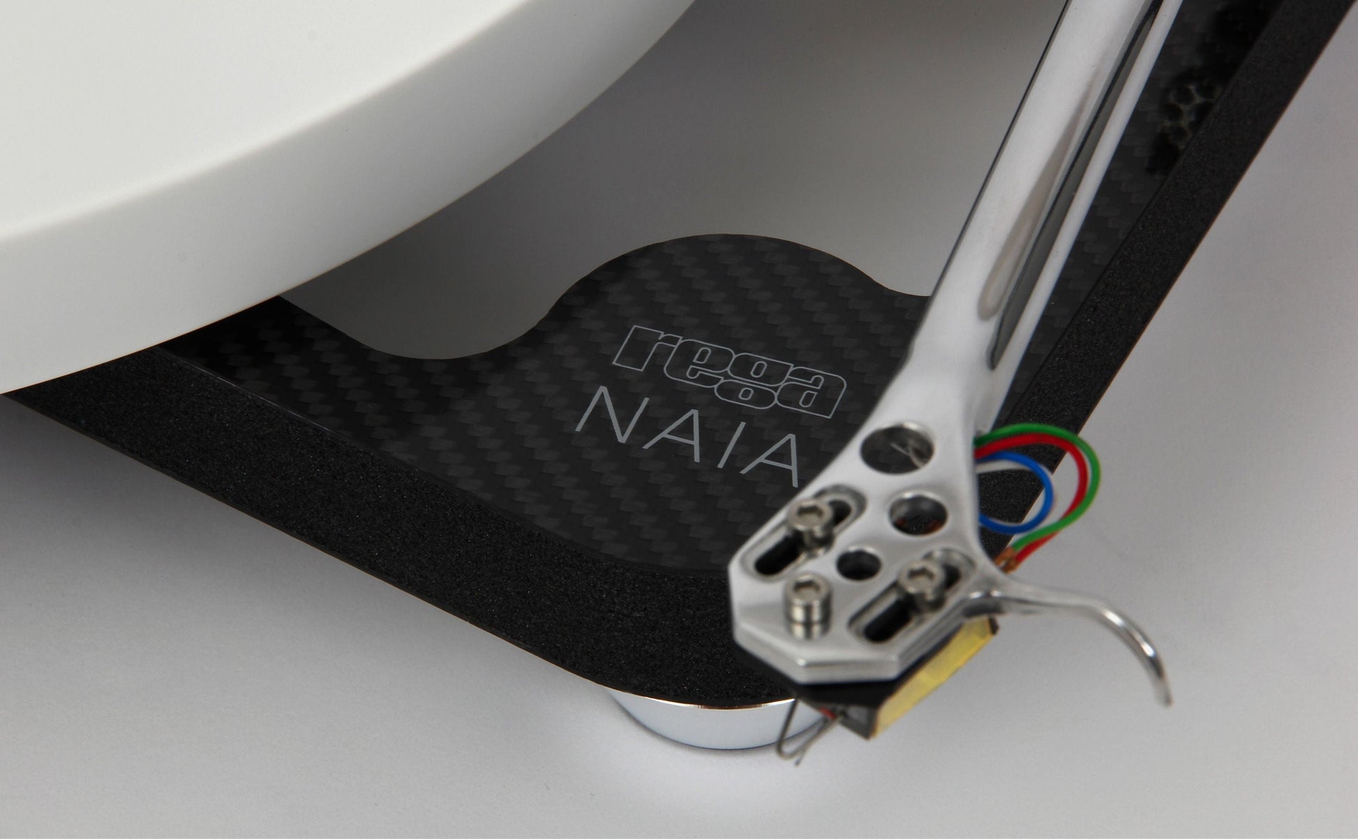 Turntable Rega Naia