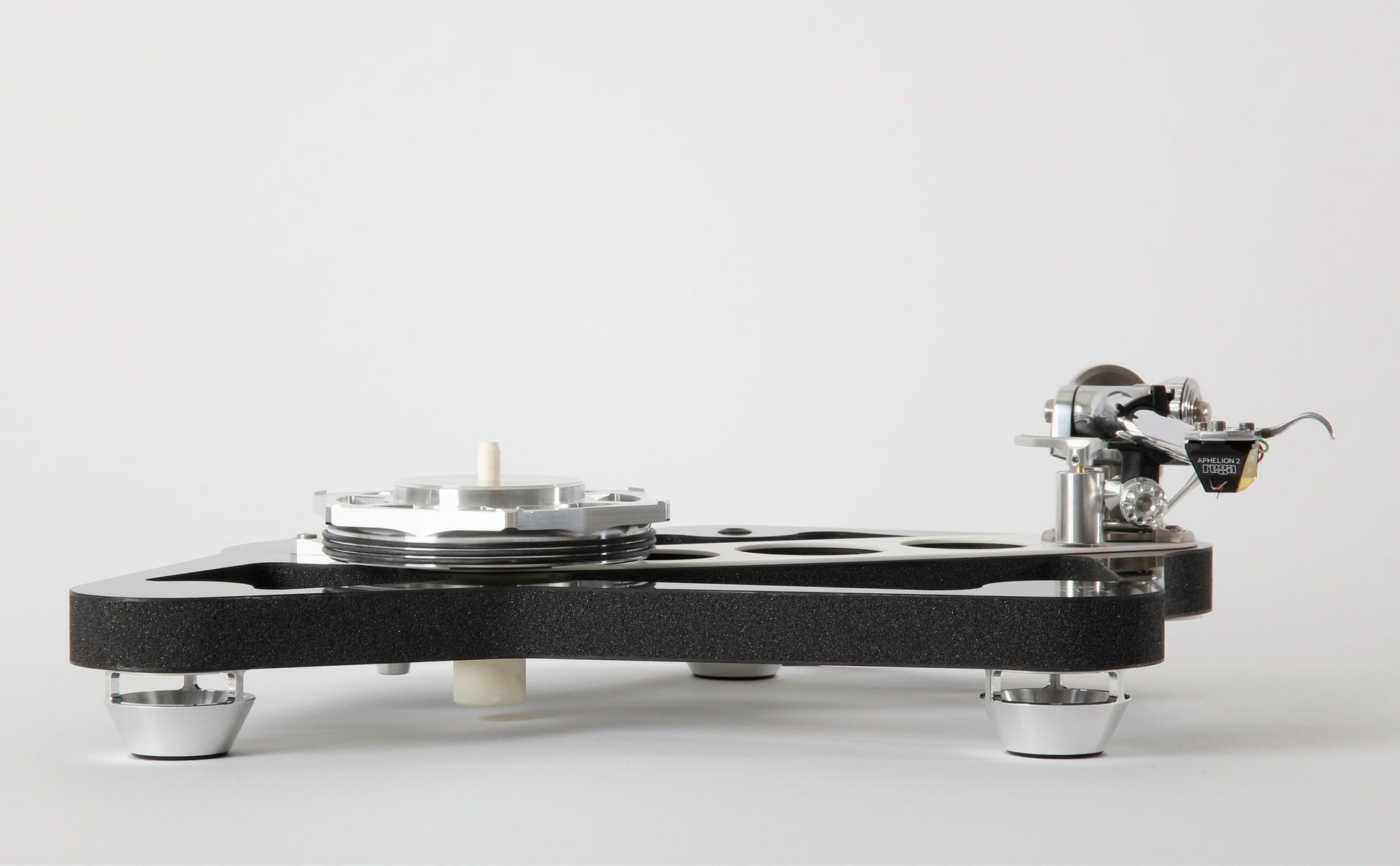 Turntable Rega Naia
