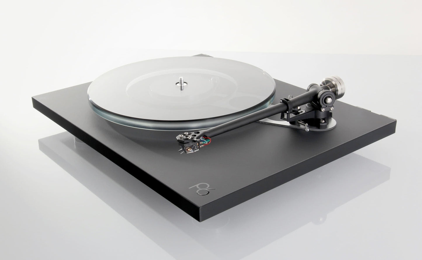 Turntable Rega Planar 6