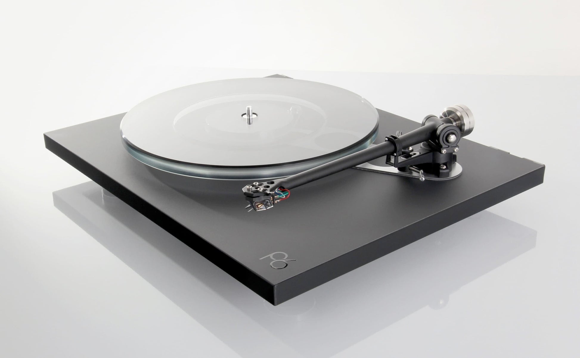 Turntable Rega Planar 6