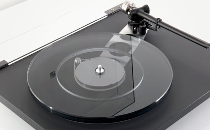 Turntable Rega Planar 6