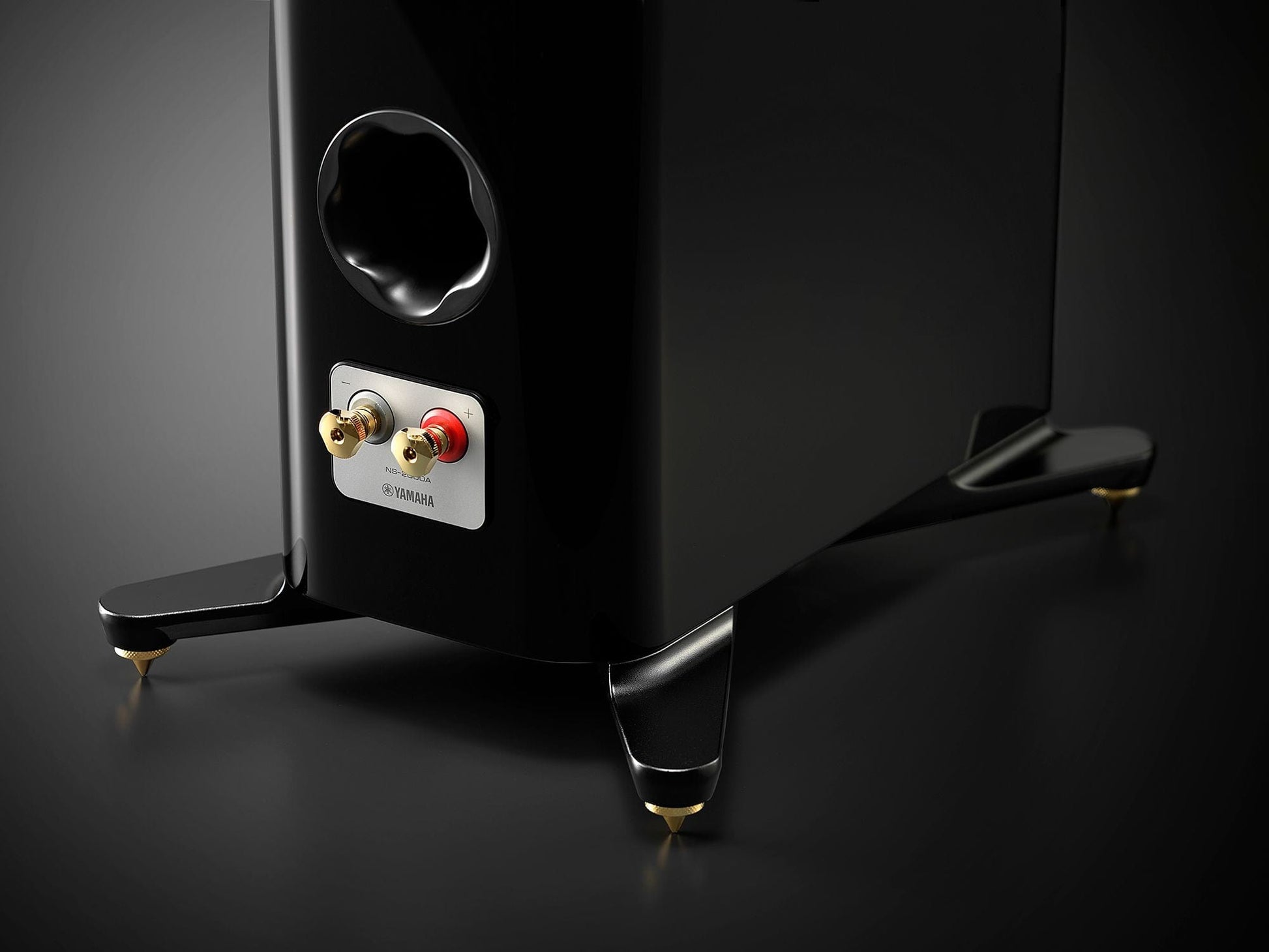 Floorstanding Speakers Yamaha NS-2000A