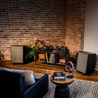 Stereo Silver / Black Klipsch Heresy IV + Yamaha A-S1200 Black Friday Package